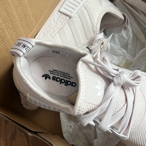 New in box womens adidas nmd - Picture 10 of 11